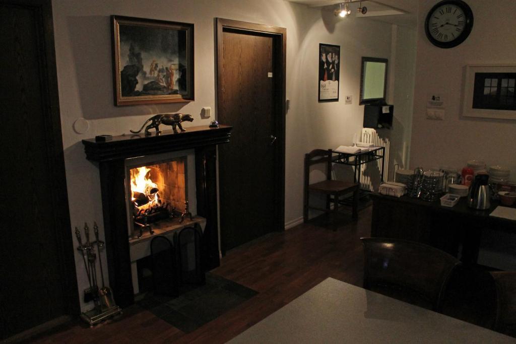 Husavik Guesthouse Esterno foto
